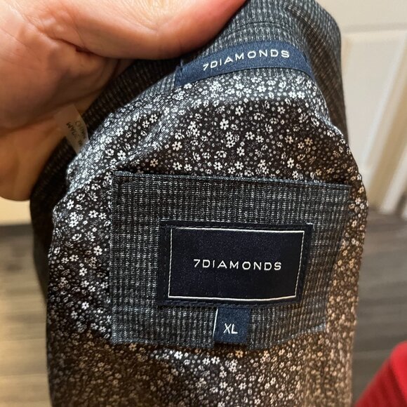 7 Diamonds Men's gray on gray Blazer sports suit coat Jacket XL 46R EUC - Picture 6 of 6